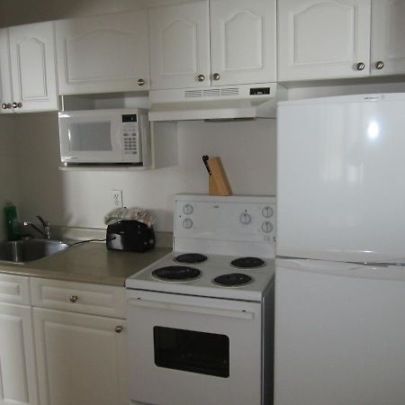 Kacee'S Northern Suites 포트 넬슨 외부 사진